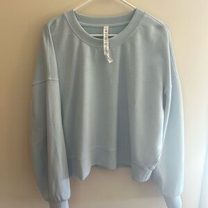Like NEW Lululemon Casual Softstreme Perfectly Oversized Cropped Crew, sz 12